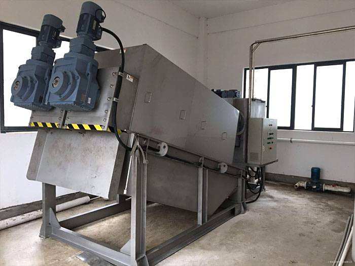 污泥脫水(shuǐ)機(jī)_疊螺機(jī)